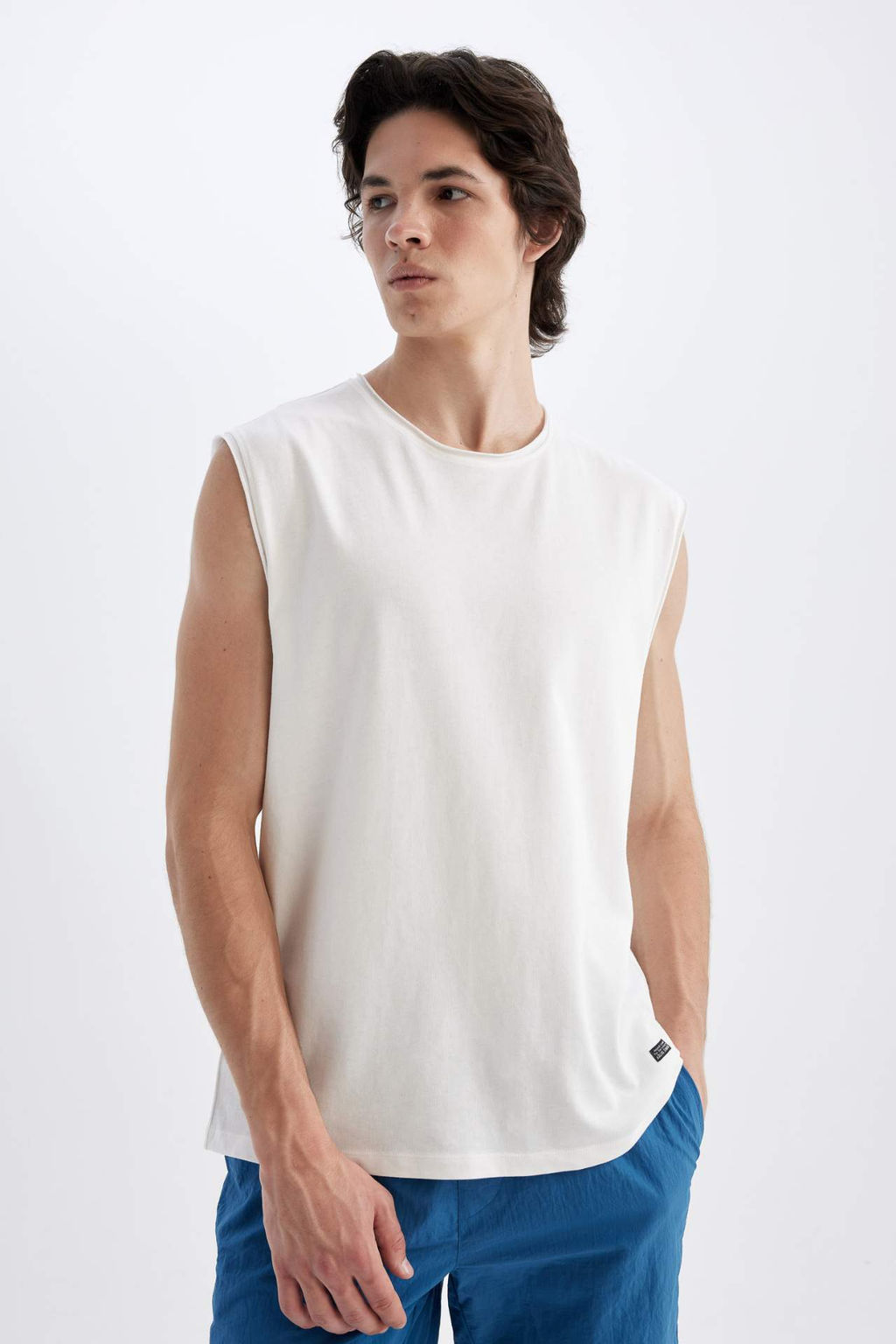 Boxy Fit Bisiklet Yaka Basic Duz Atlet - Defacto фото 8