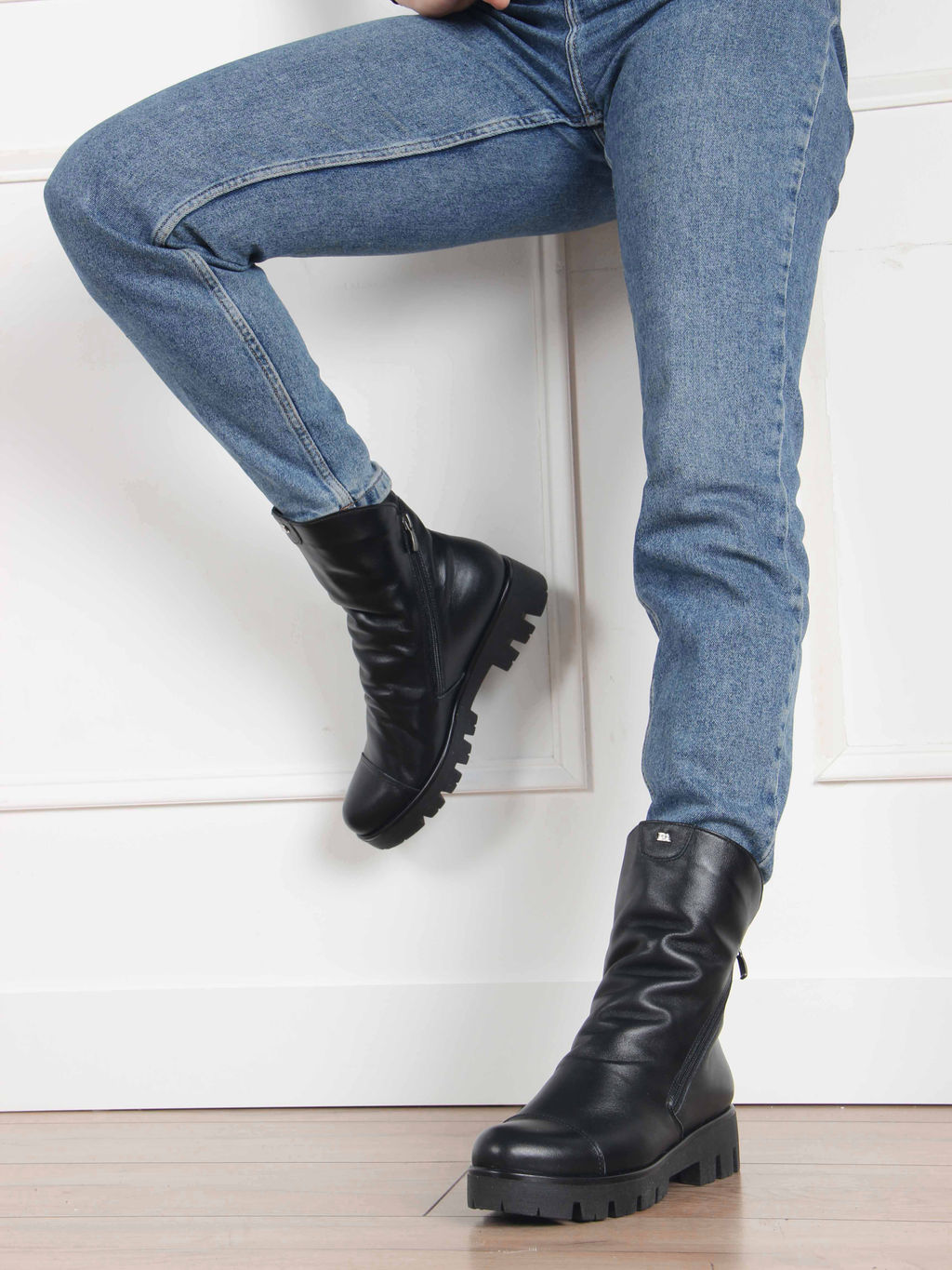 Ботинки 233.sandra черный/Шерсть