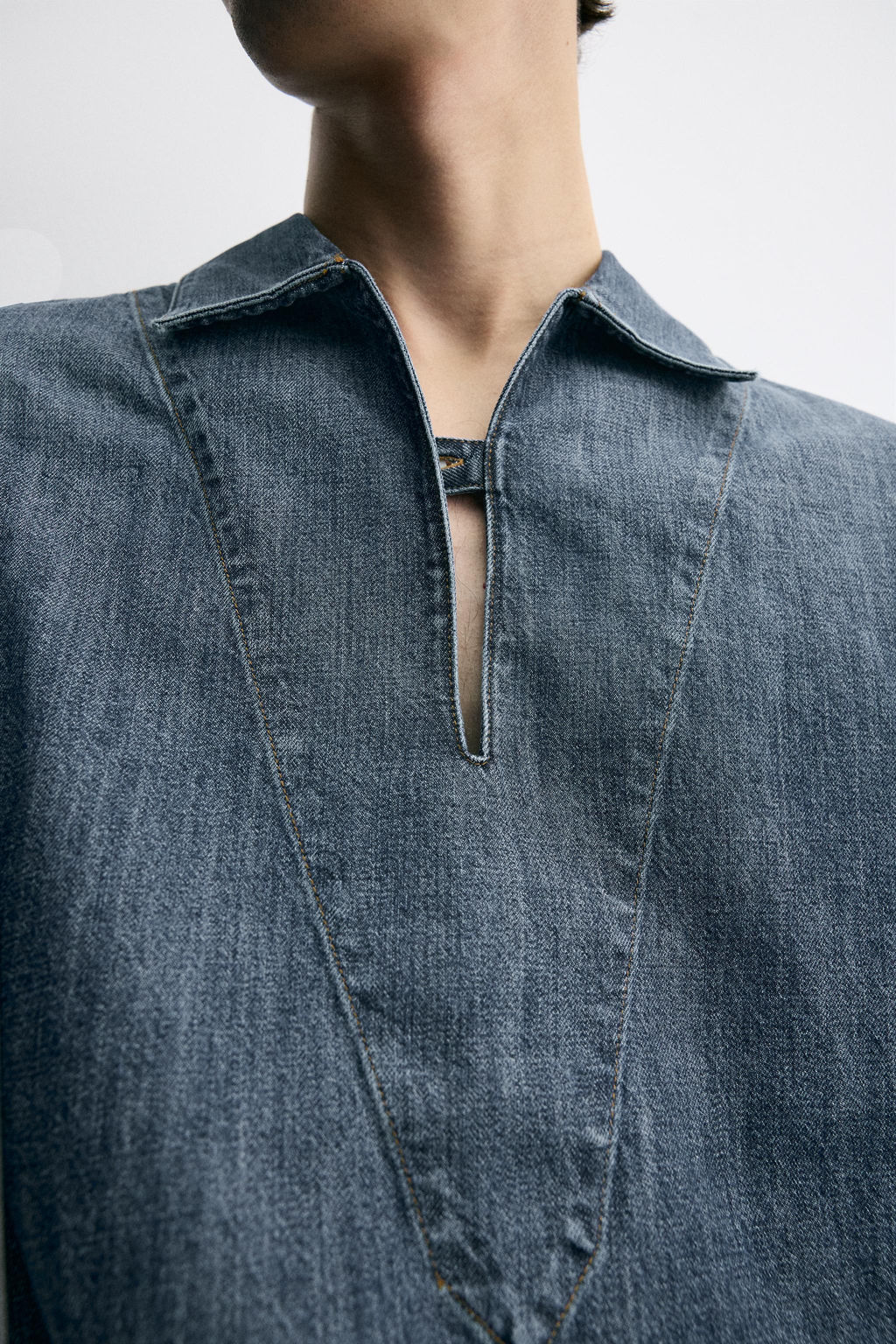 WASHED DENIM OVERSHIRT - Zara фото 7