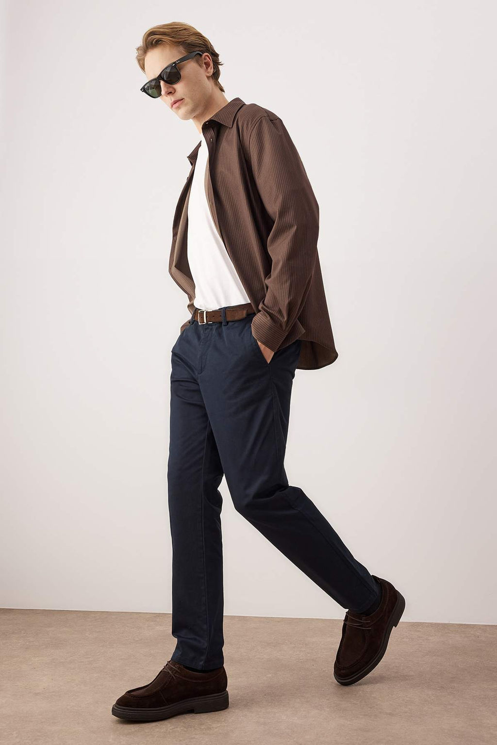 Siyah Erkek Gabardin Dokulu Kumas Pantolon TMNAW26PL00026 - Trendyolmilla фото 43