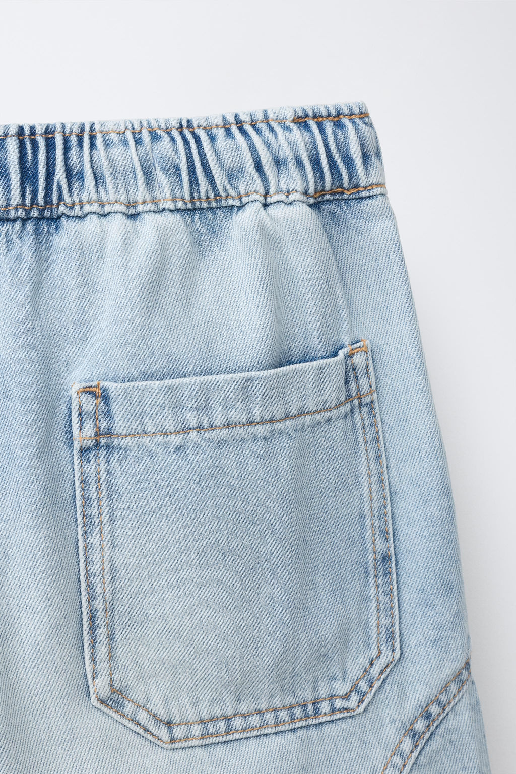BERMUDA DENIM BARREL / Azul medio