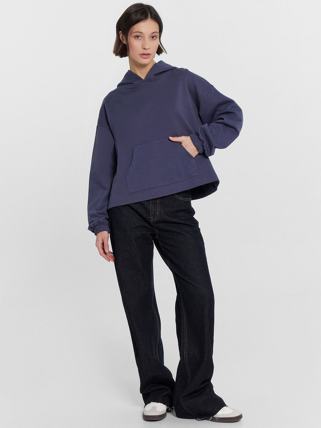 Худи женское фиолетовое черное море 122913