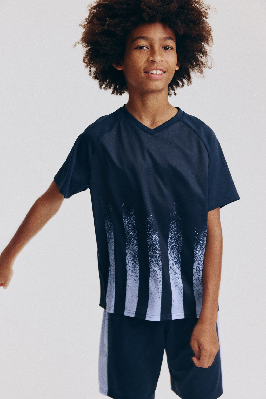 Conjunto de f?tbol de 2 piezas con DryMove - H&m фото 6