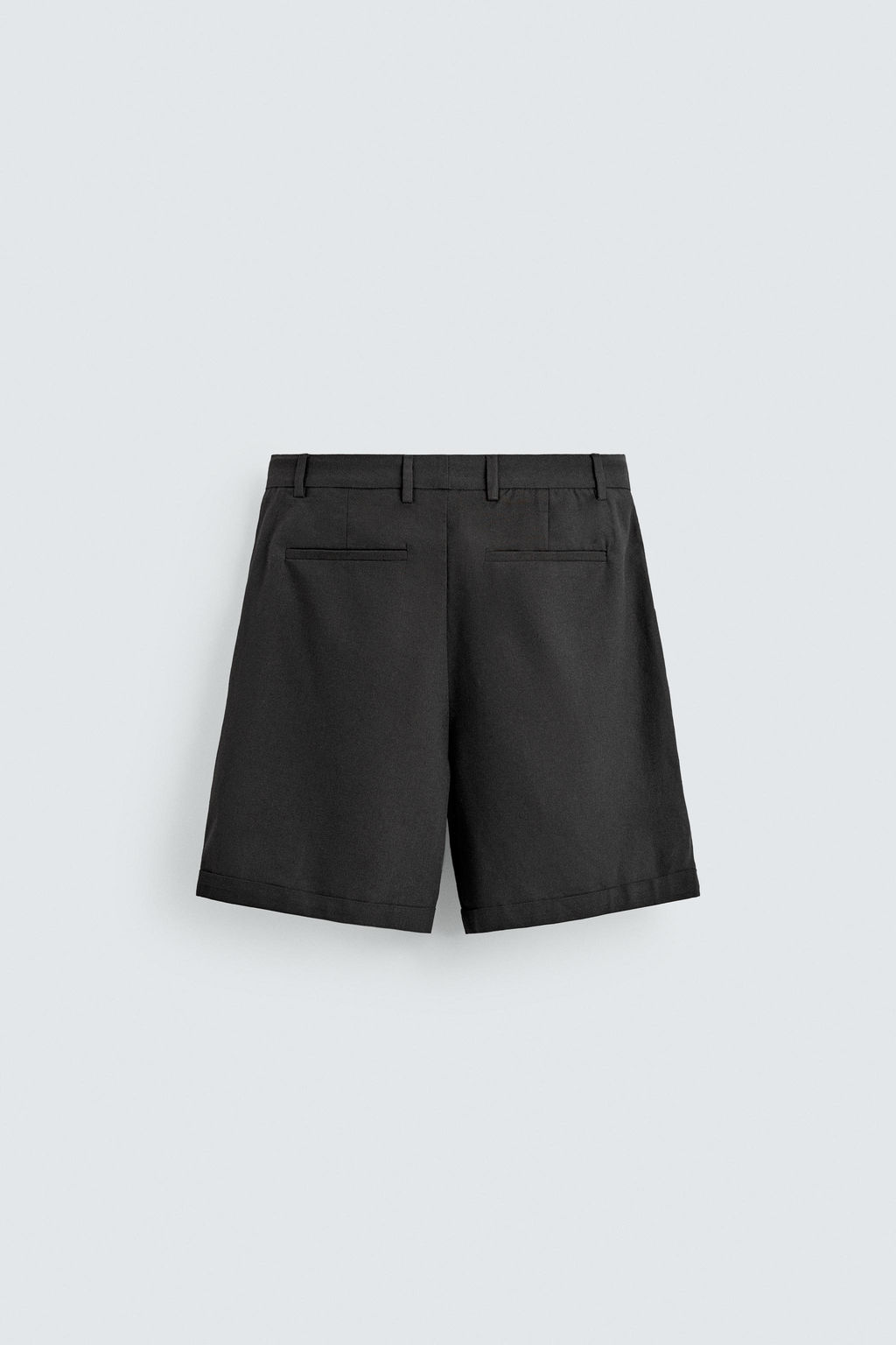 BERMUDA RELAXED FIT PLIEGUES / Negro