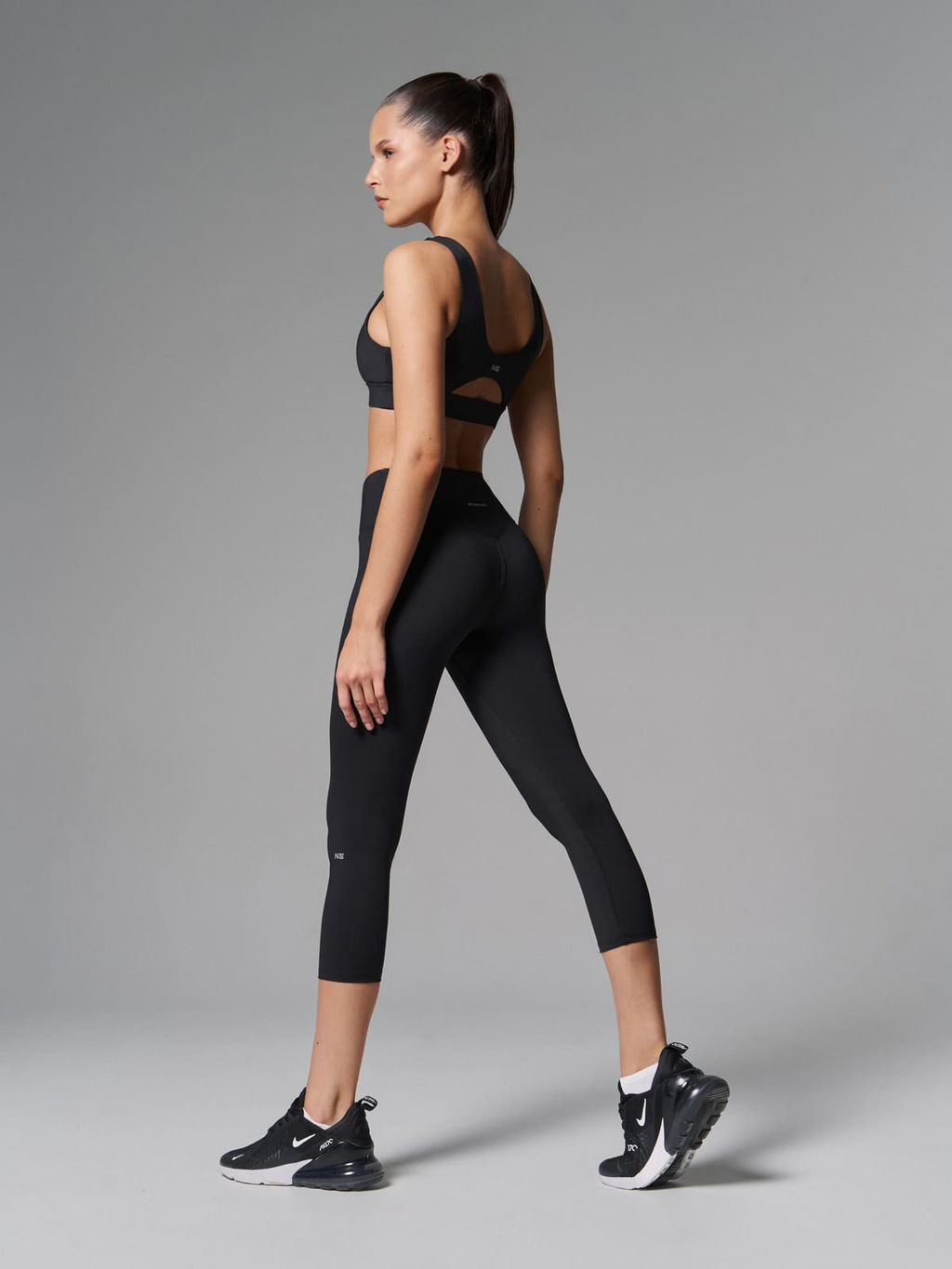 Спортивный топ-бра с фигурной вставкой - Eazyway фото 5