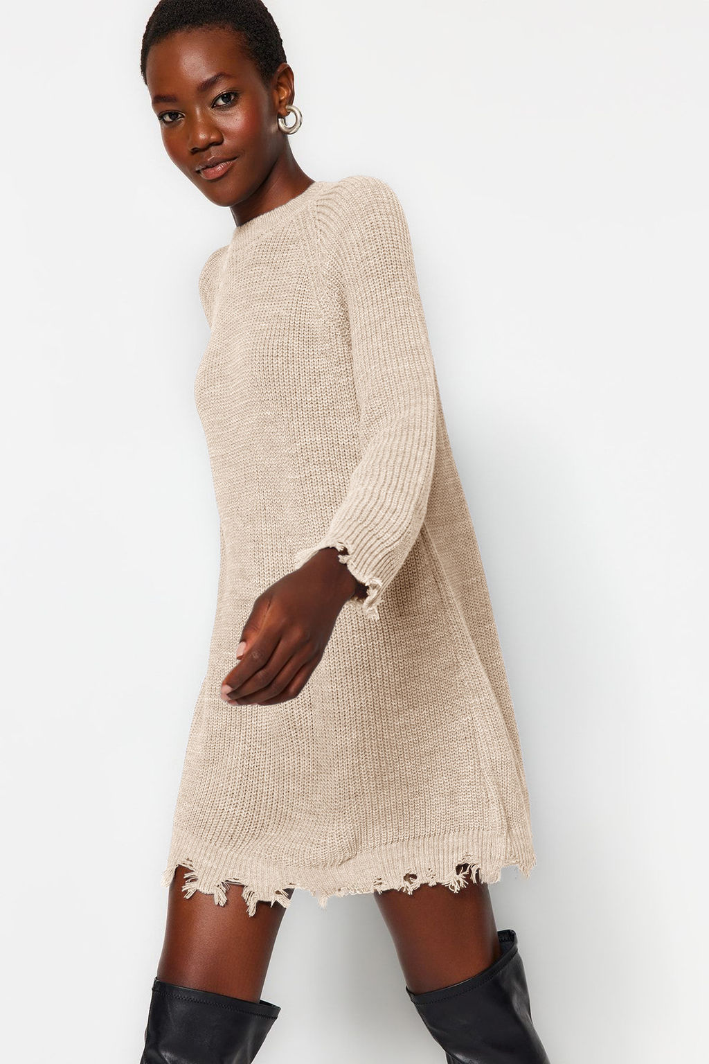 TRENDYOLMILLA Haki Mini Triko Genis Kal?p Ak?tma Detayl? Duz Elbise TWOAW24EL00113 фото 30