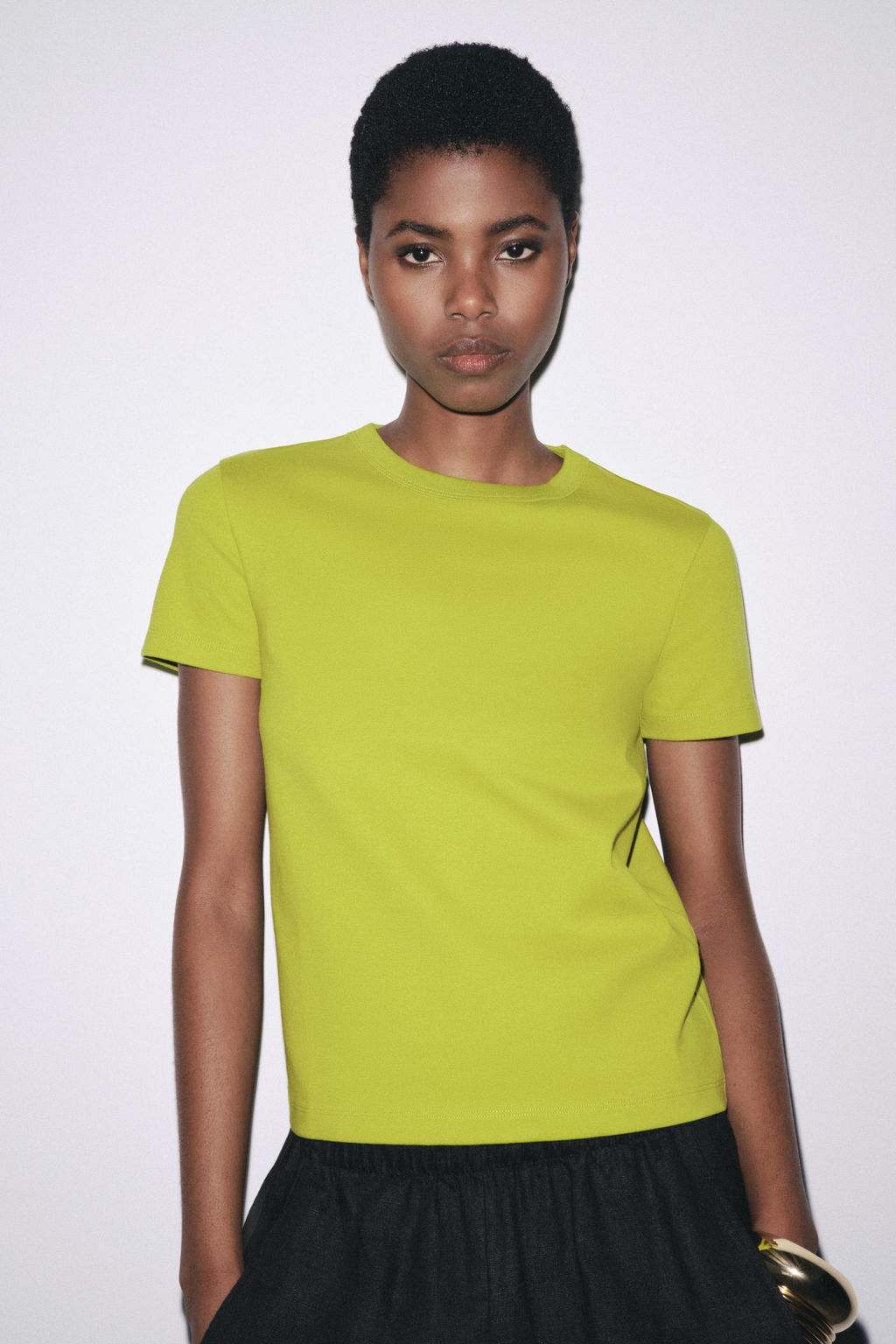 SHORT SLEEVE INTERLOCK T-SHIRT - Zara фото 4