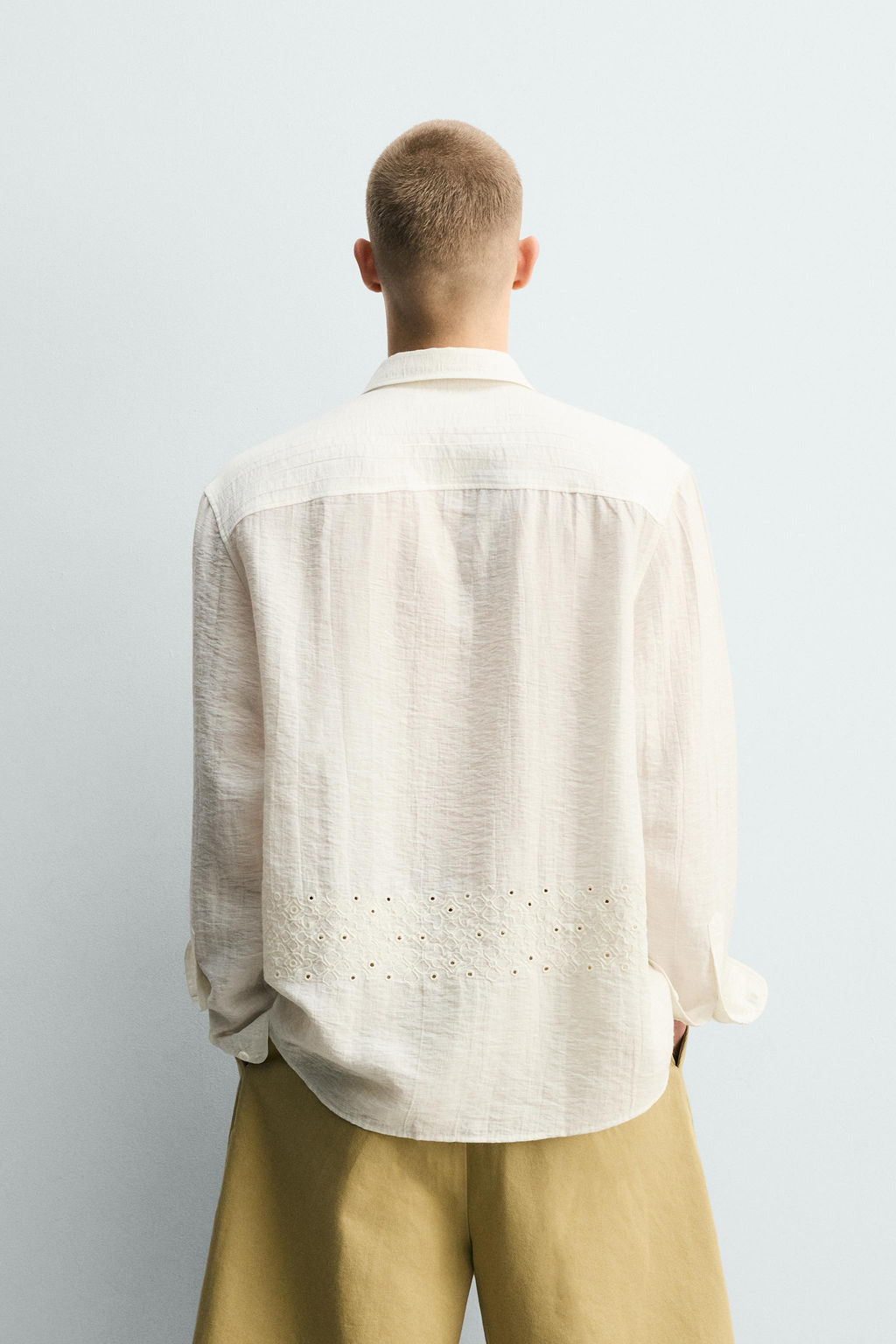 CAMISA BORDADO TROQUELADO / Crudo