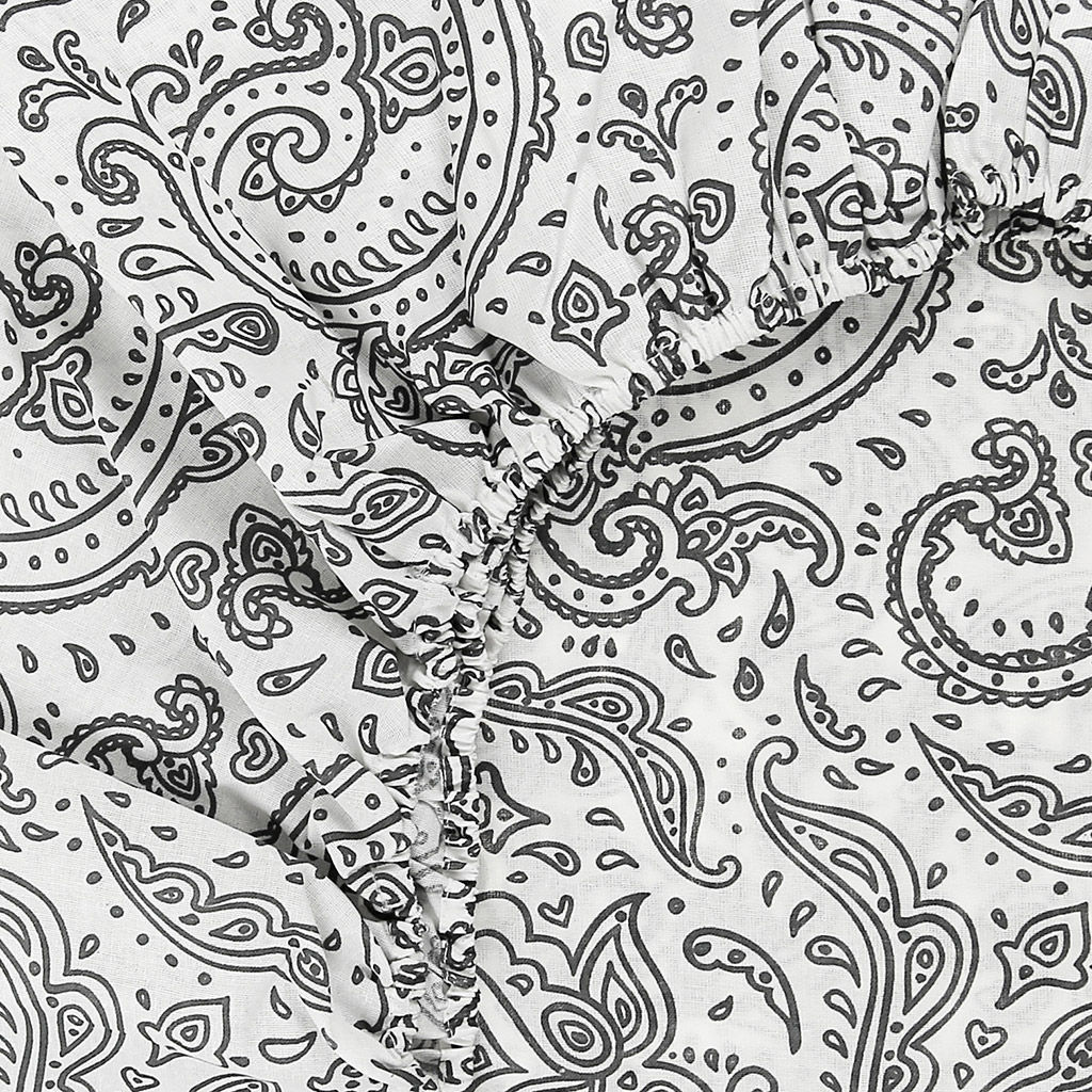 Простыня на резинке односпальная Турецкие огурцы, серый б/з 90х200см, свесы 27см, бязь Комфорт 121г/м2, хлопок 100%, упаковка классическая ПВХ 28х41см, Домашняя мода (Россия)  фото 2