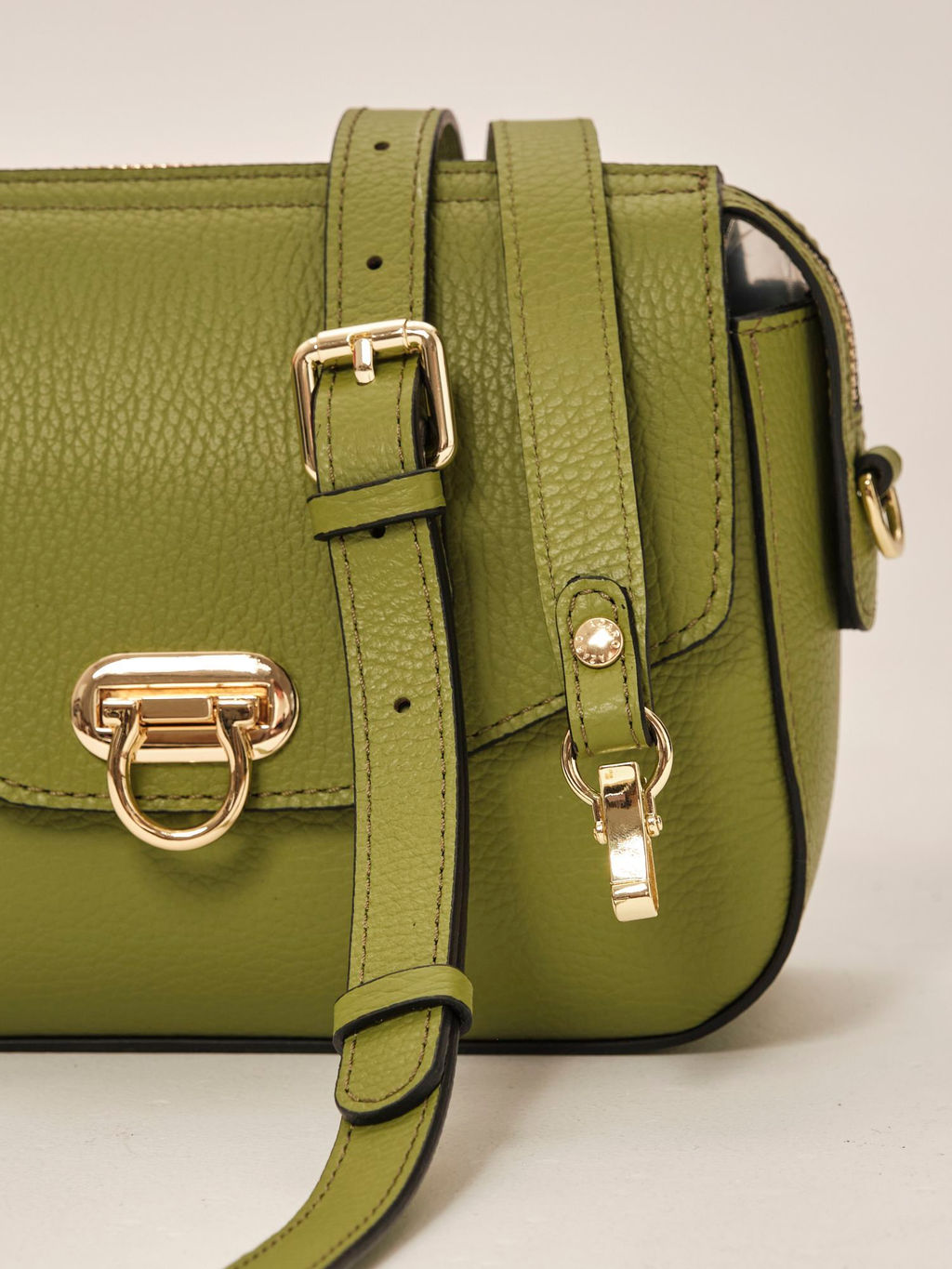 Сумка через плечо Azaro 3684 зеленый бамбук