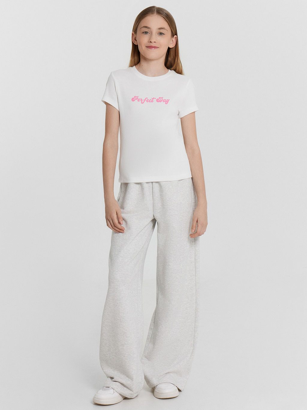 Футболка для девочек белая с принтом в виде надписи Perfect day - Mark formelle фото 3