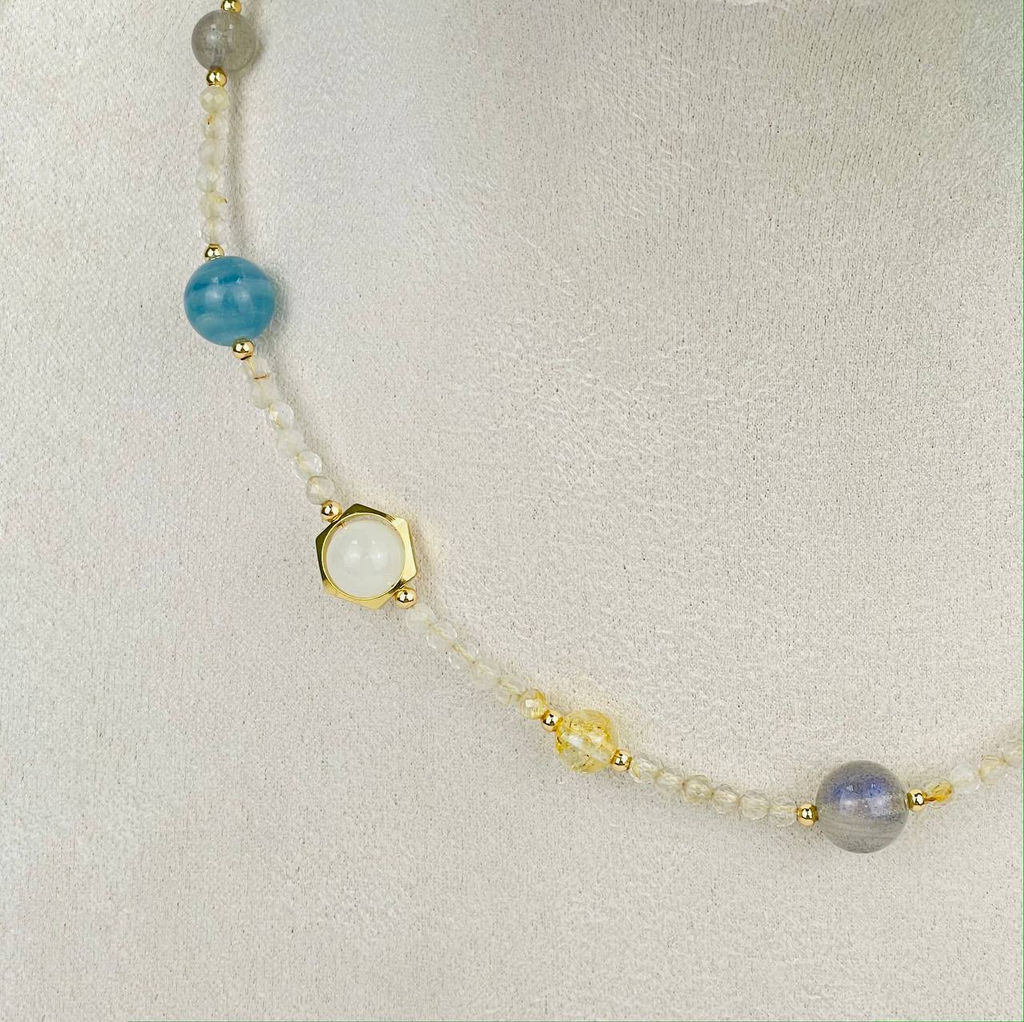 Колье из Рутилового кварца и Самоцветов