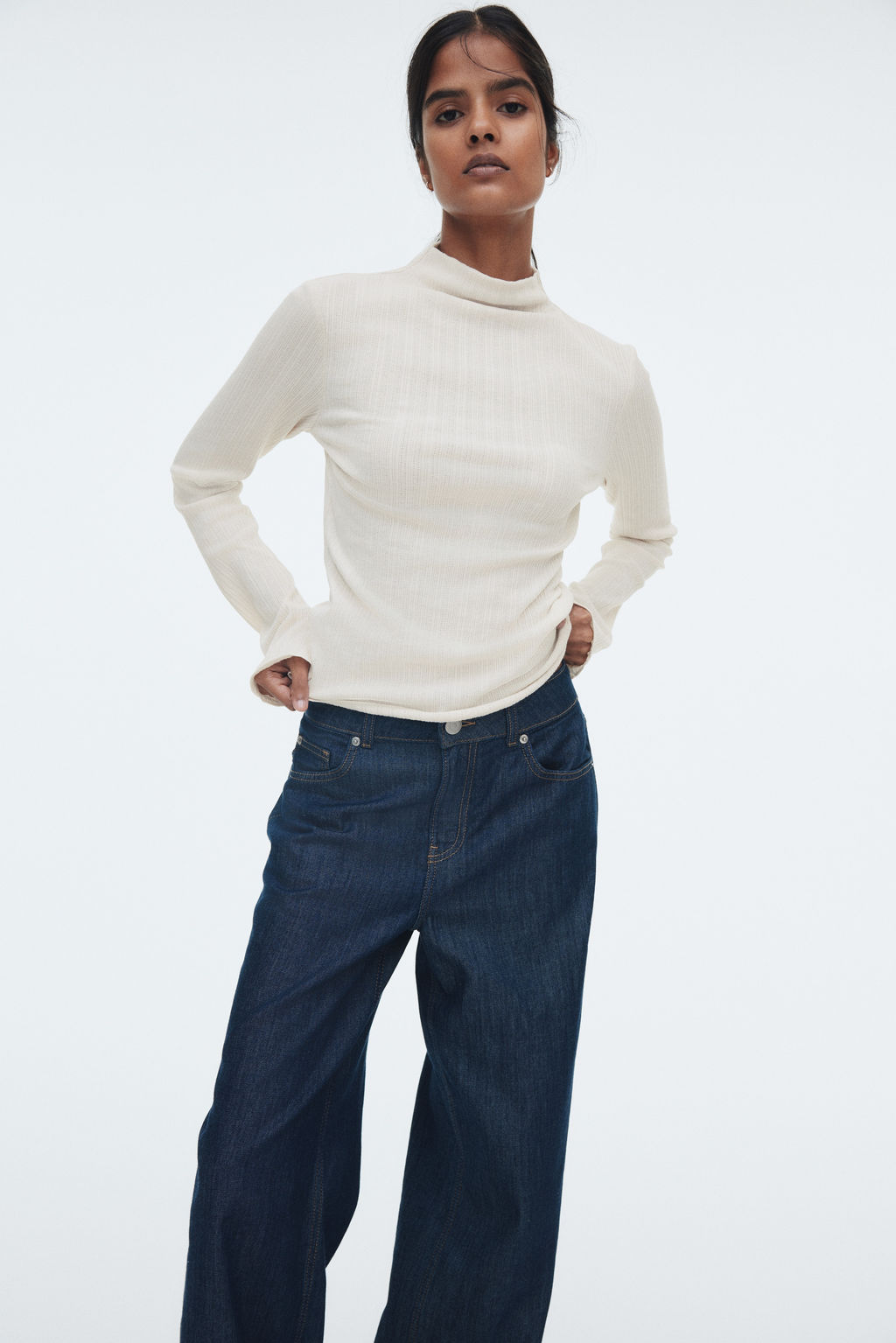 Top de canal? con cuello perkins - H&m фото 3