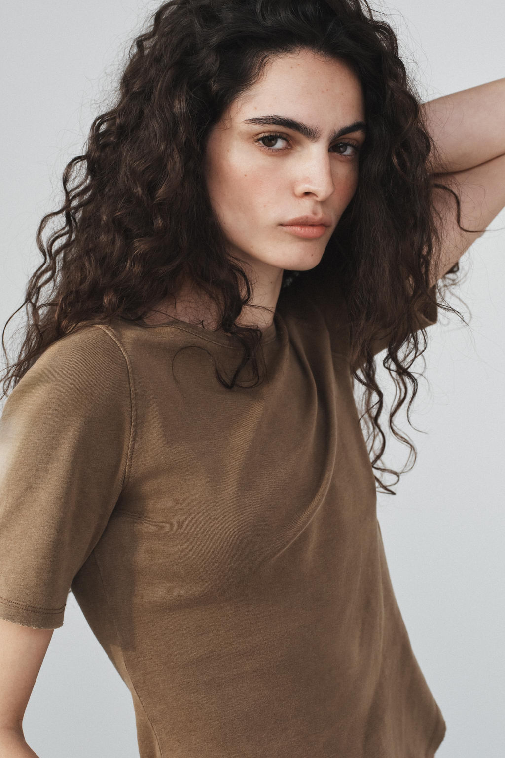 CAMISETA EFECTO LAVADO / Marr?n oscuro - Zara фото 4