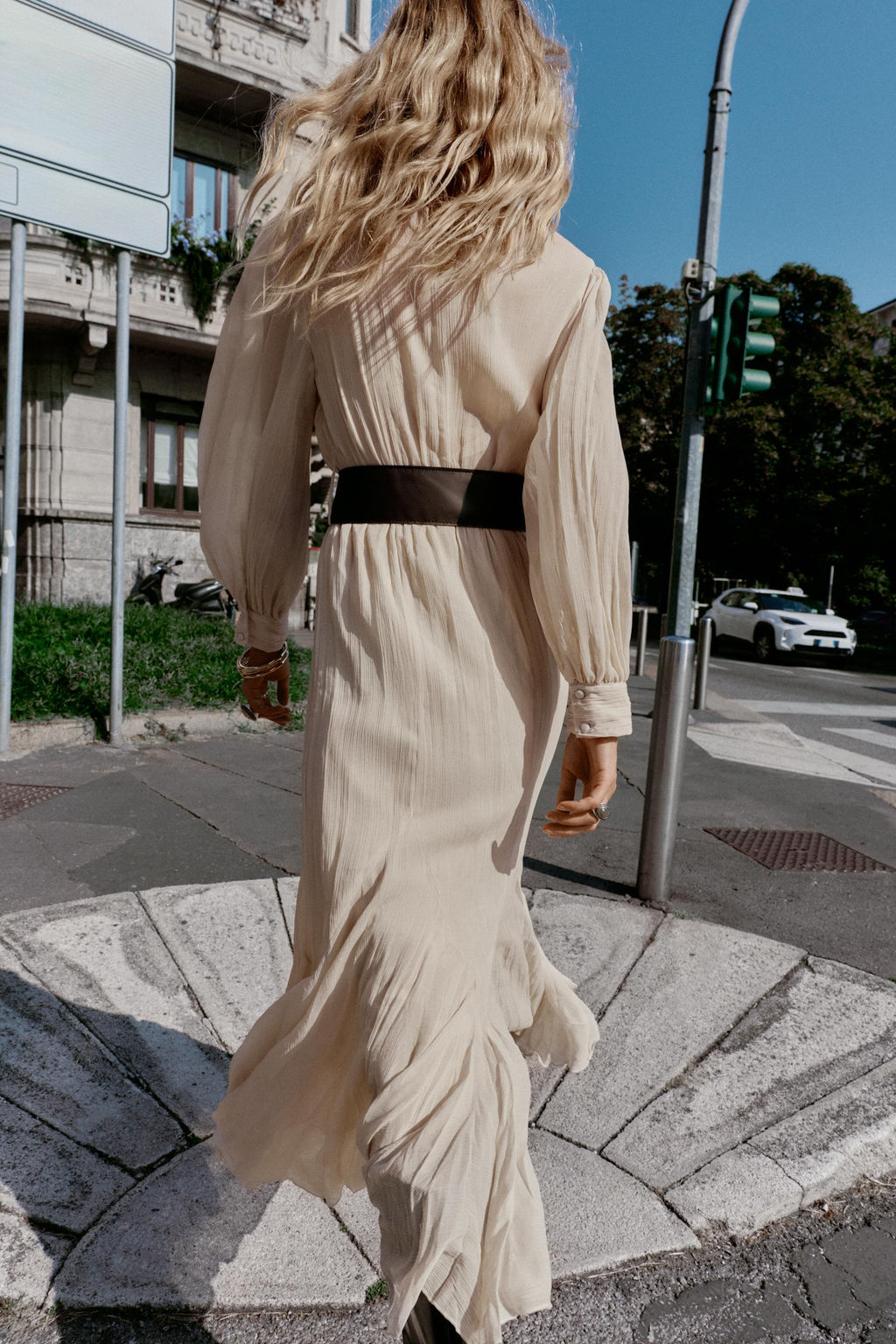 LACE MIDI DRESS WITH BELT - Zara фото 3