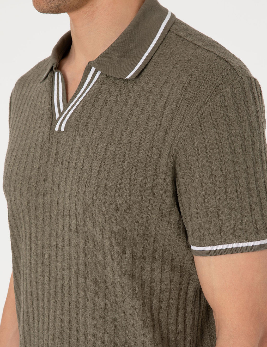 Haki Slim Fit _rme Dokulu Apa_ Yaka Ti__rt