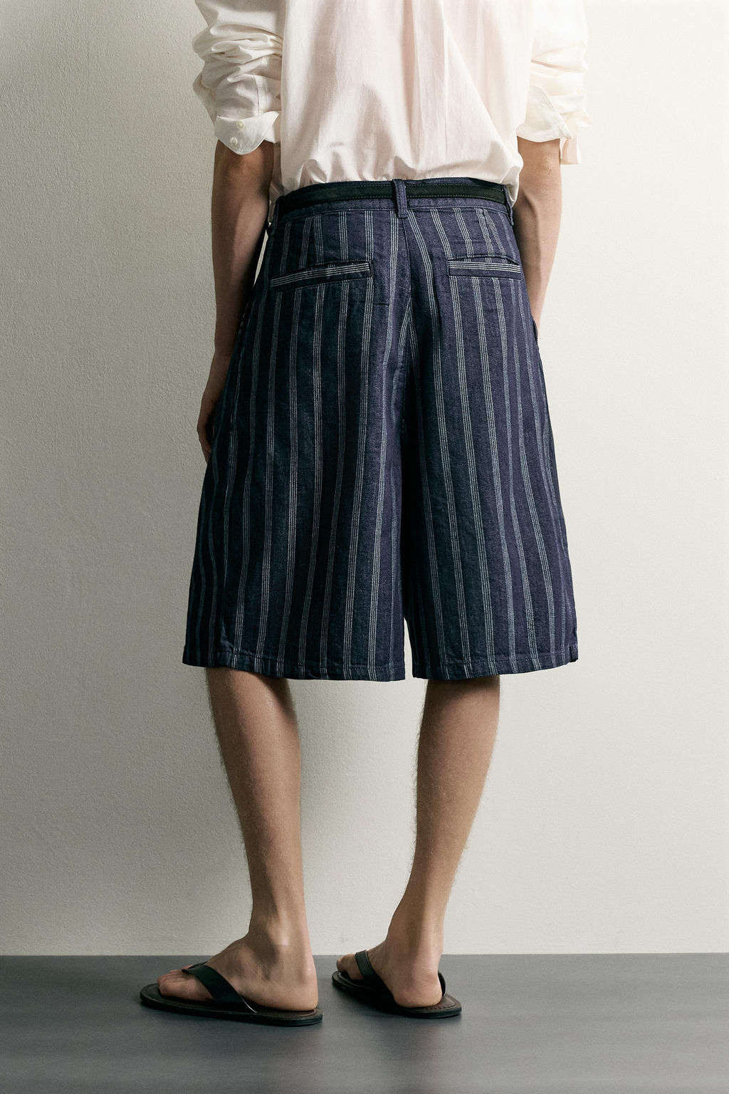 BERMUDA RELAXED FIT PLIEGUES RAYAS / Azul - Zara фото 2