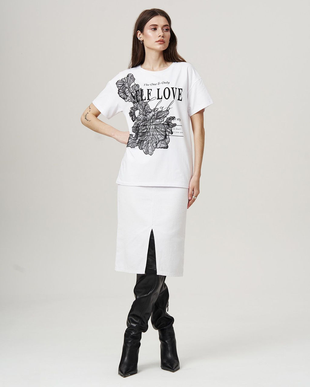 Футболка хлопковая оверсайз с аппликацией FDC005