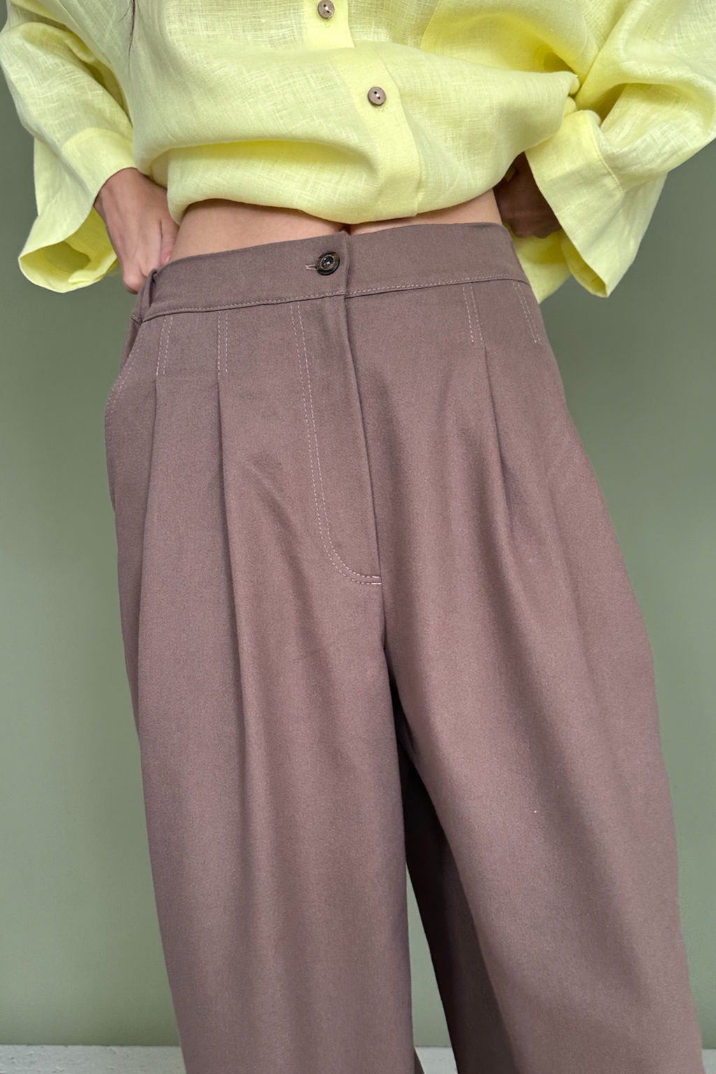 Брюки-бананы DENIM086/02/Песочный - YPSILON фото 6