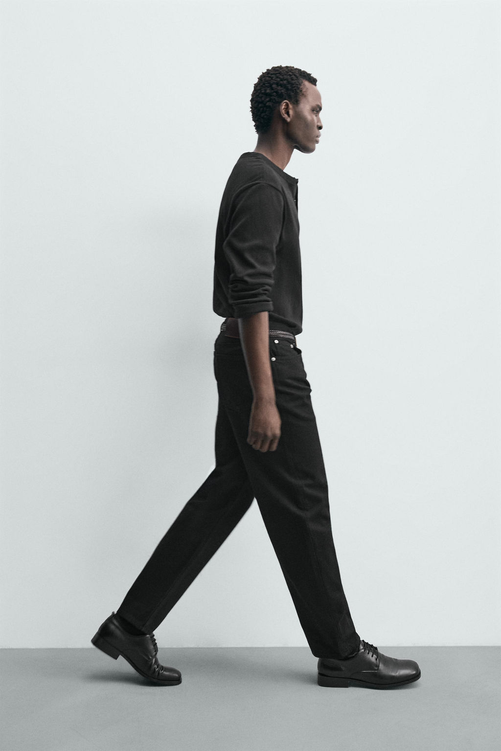 JEANS STRAIGHT FIT / Negro - Zara фото 6
