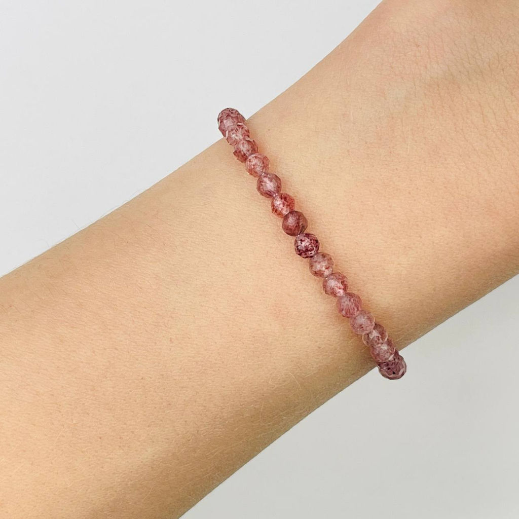 Браслет из Кварца клубничного огранка 19,5 см +