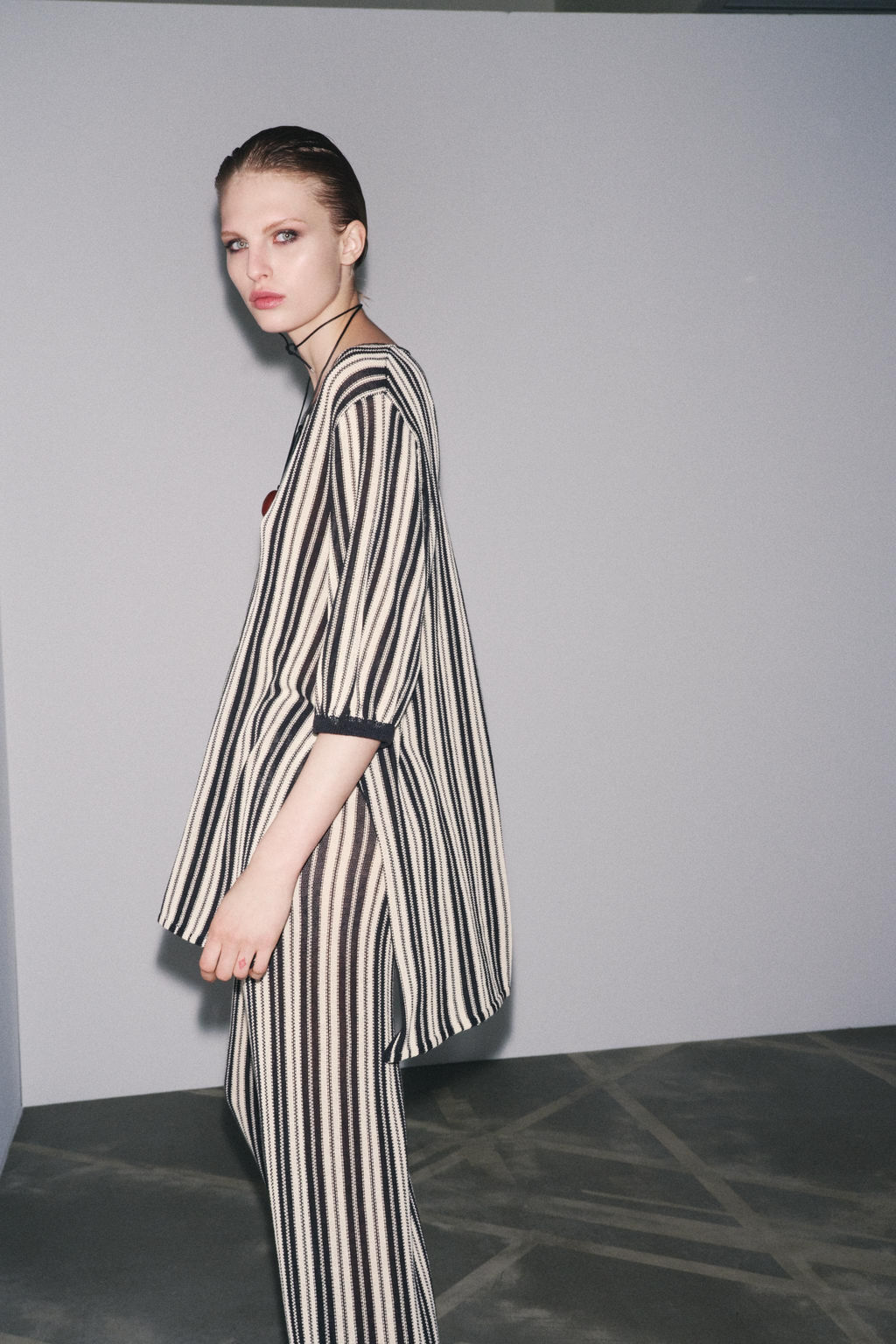 STRIPED KNIT TOP WITH LINEN - Zara фото 10
