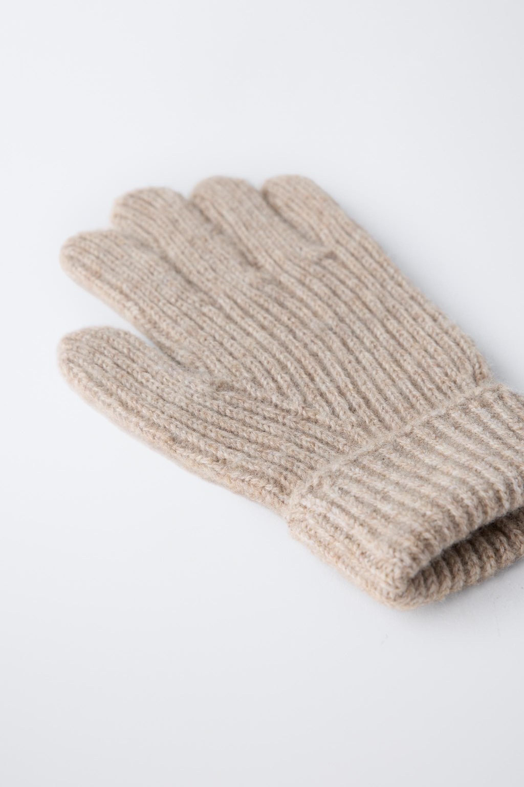 PLAIN KNIT GLOVES - Zara фото 3