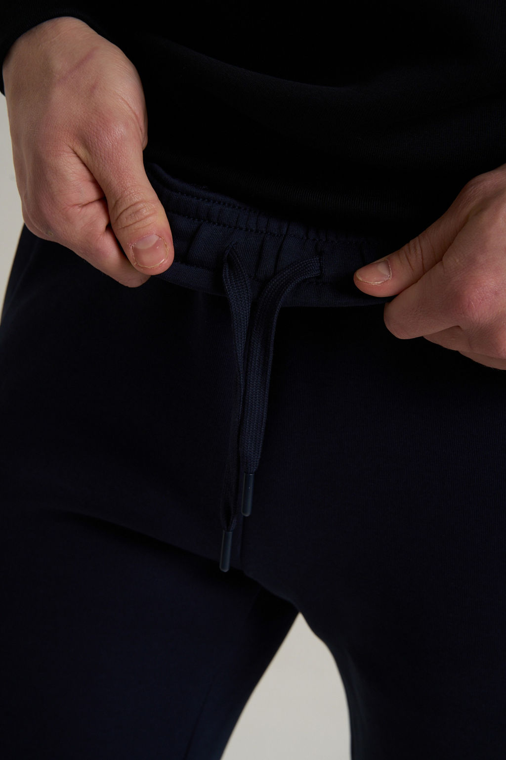 Брюки трикотажные Темно-синий TRN ESSENTIAL Knit Track Pants