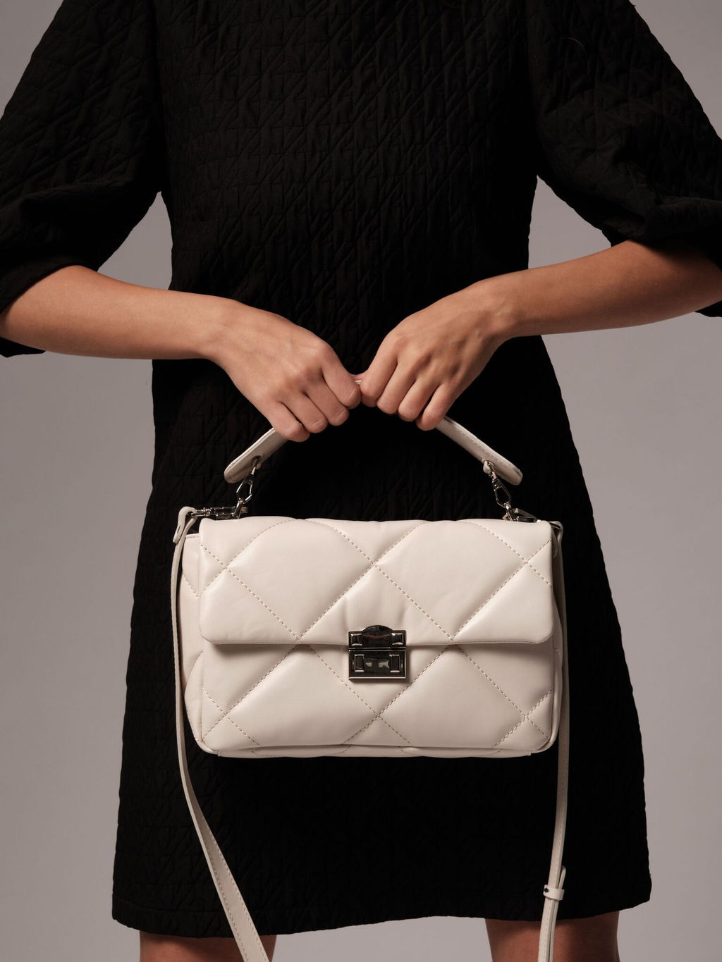 Сумка кожаная Deboro 30558 ванильное молоко