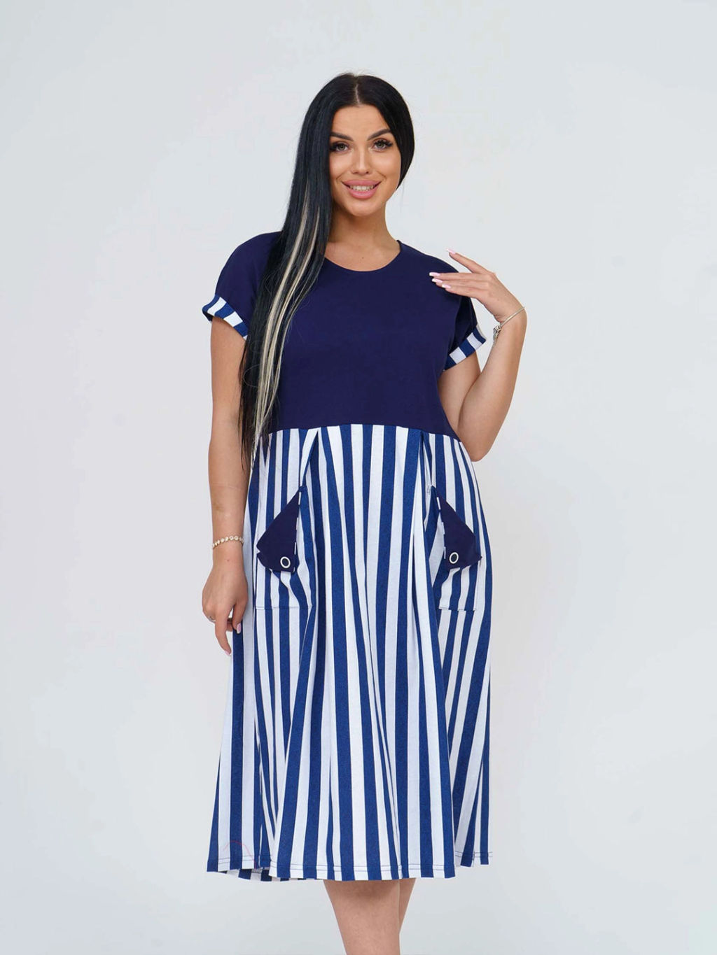 Платье женское, цвет синий белый