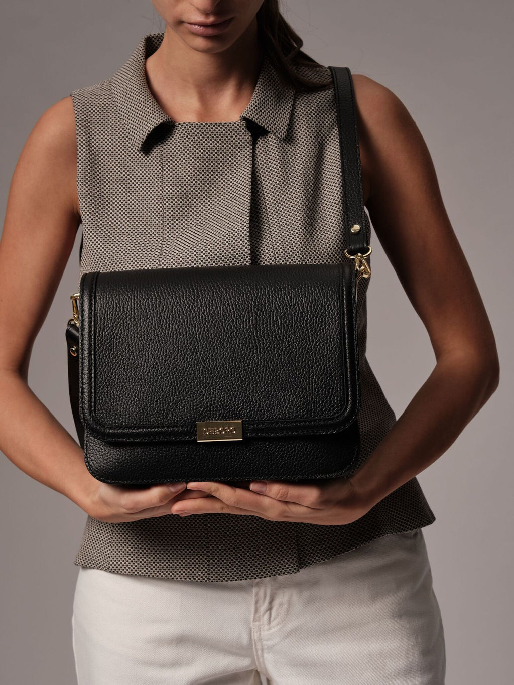 Сумка через плечо Deboro 30532 черный суприм