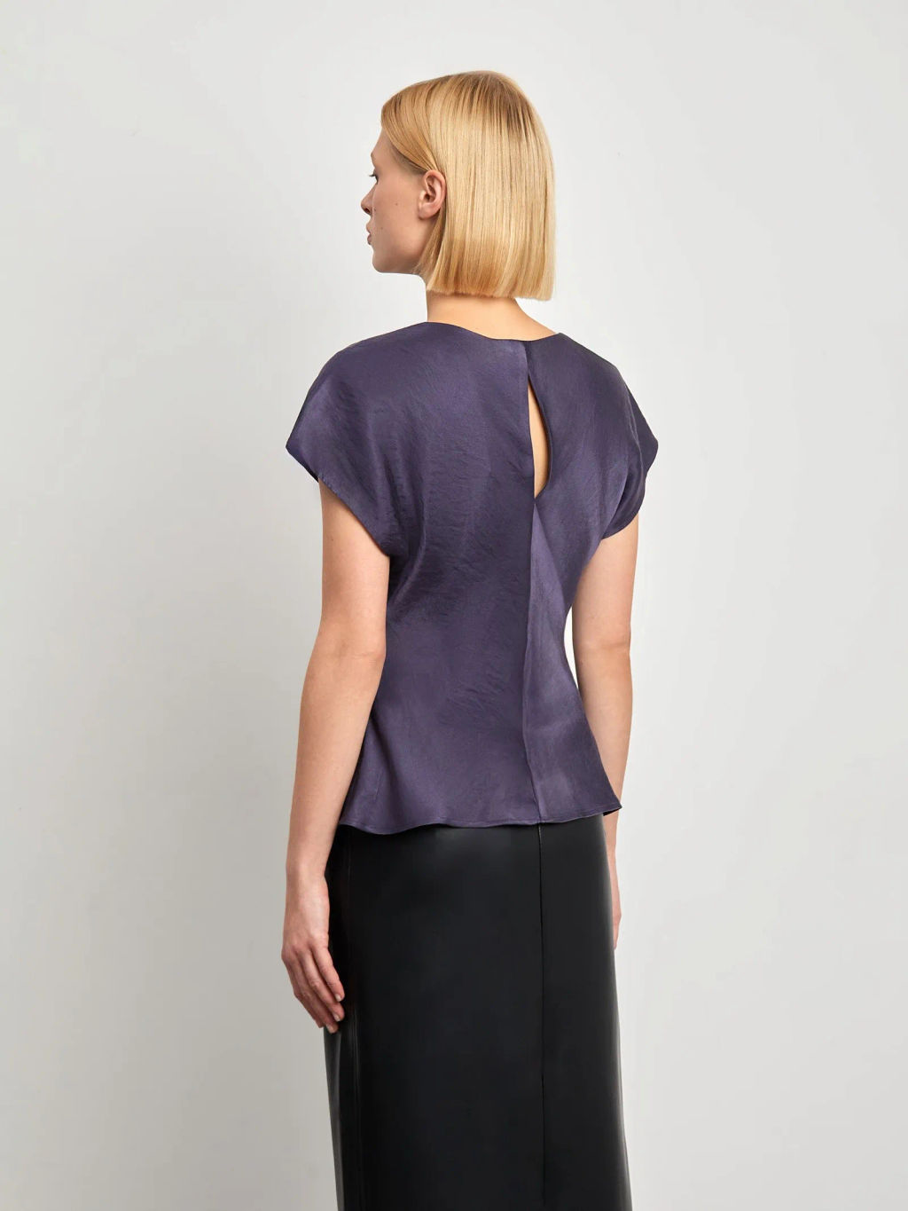 Блузка приталенного кроя - Emka фото 4