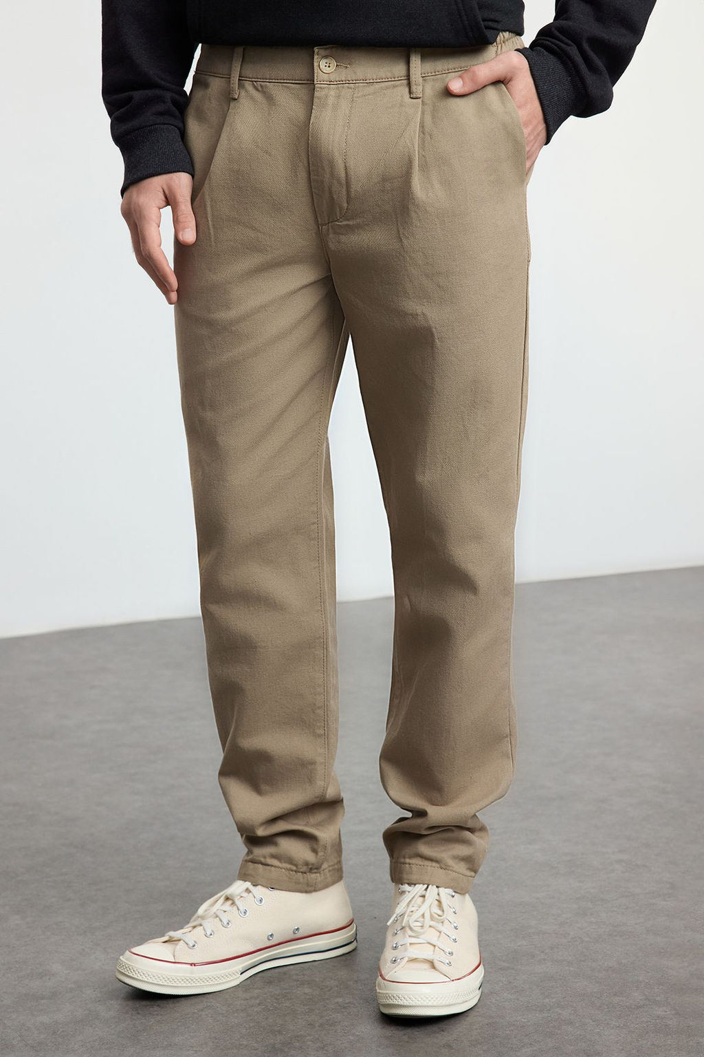 TRENDYOL MAN Vizon %100 Pamuk Pili Detayl? Beli Lastikli Chino Pantolon TMNAW25PL00010