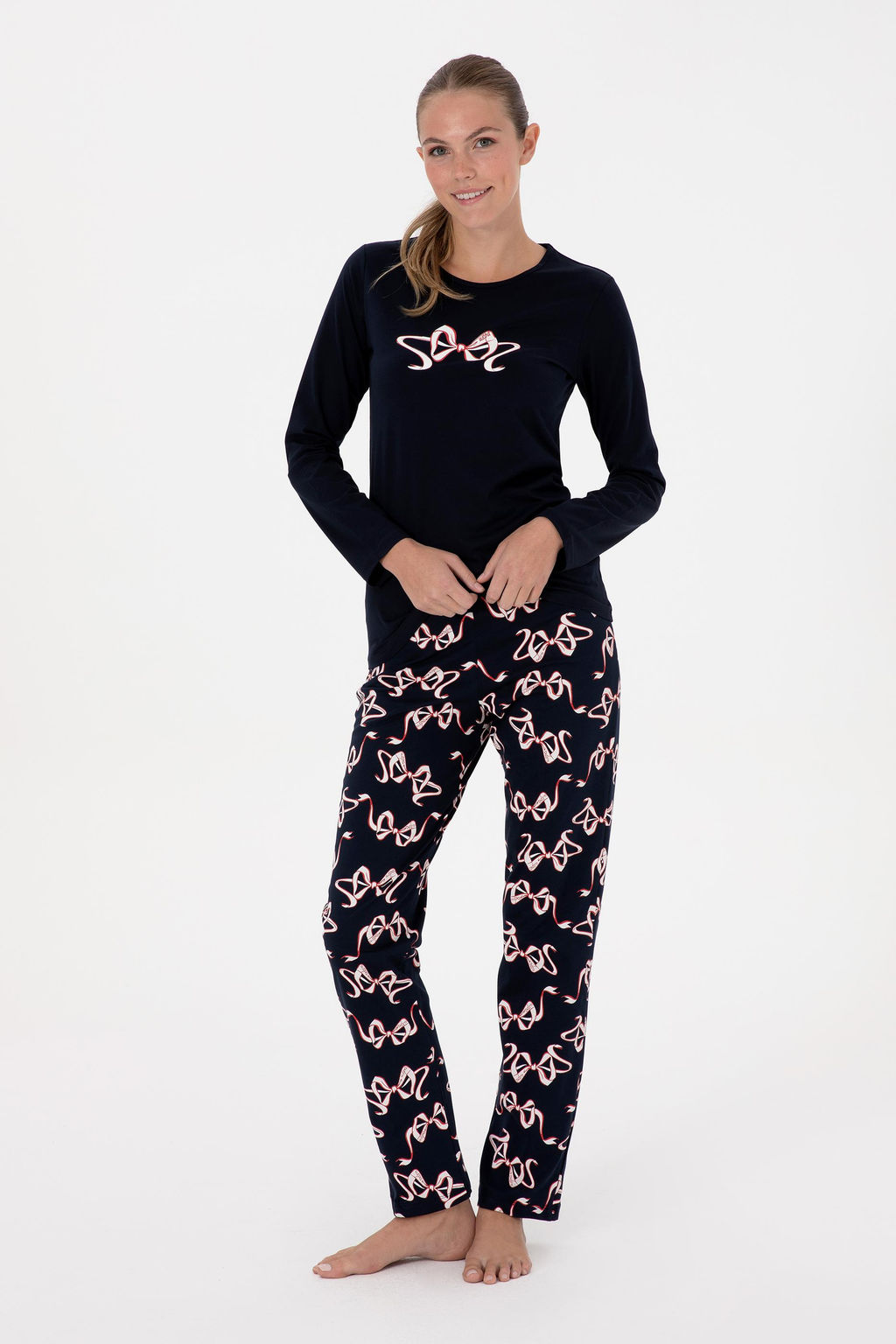 Kad_n Lacivert Pijama Tak_m_ Sepette S_rpriz _ndirim