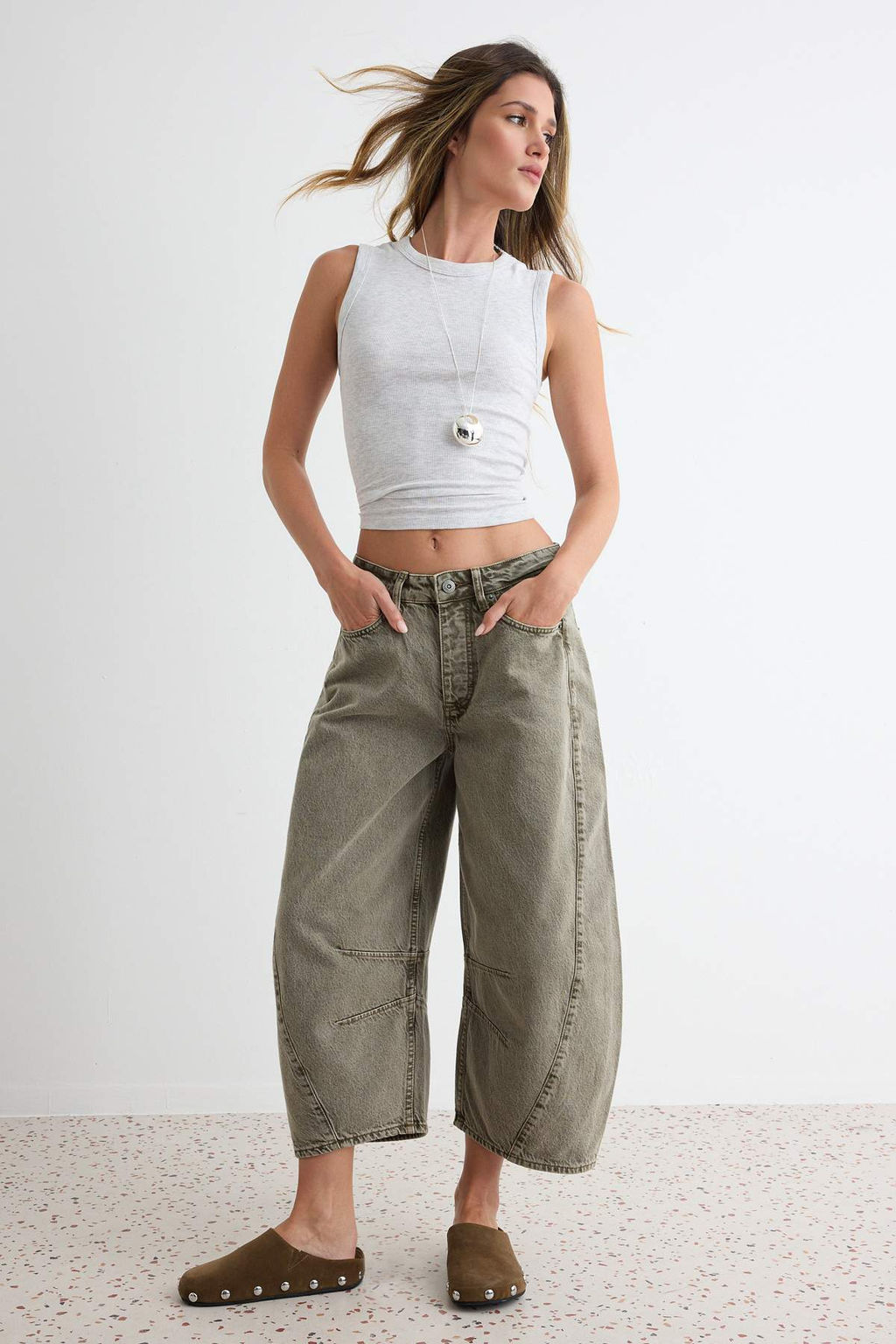 Haki Normal Bel Diki_ Detayl_ Kapri Jeans TWOSS26JE00370 - Trendyolmilla фото 2
