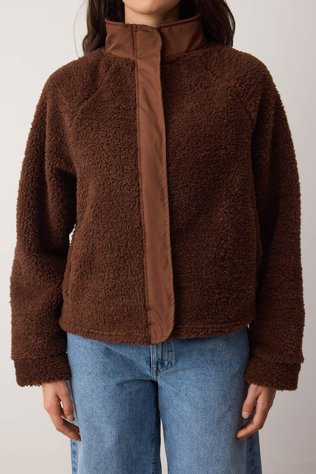 TRENDYOLMILLA Tas Pelus Regular/Normal Kal?p Dokuma Garnili Fermuarl? Kal?n Orme Sweatshirt TWOAW25SW00139  фото 12