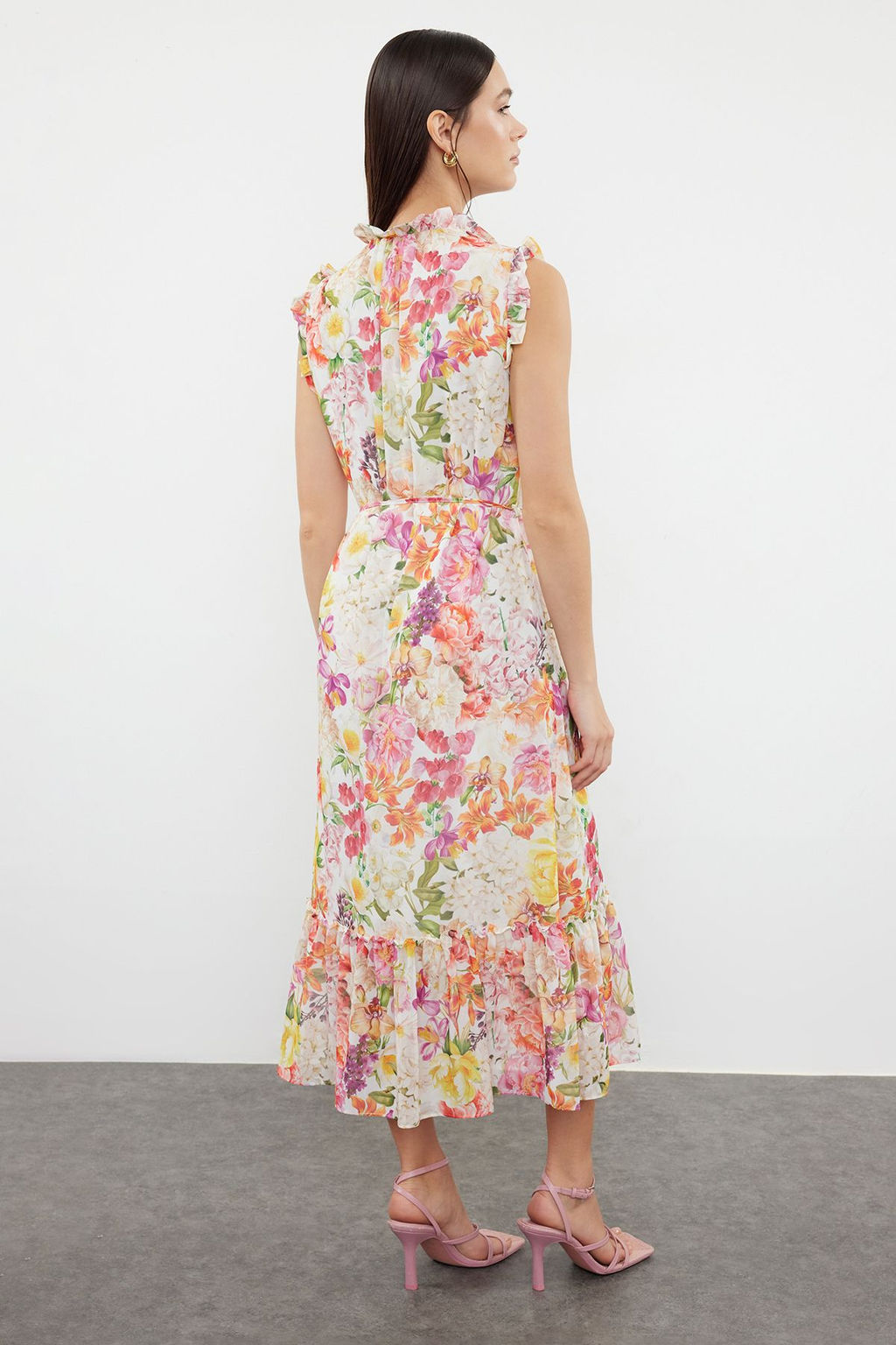 Ekru Cicek Desenli A-Kesim Midi Astarl? Sifon Dokuma Elbise TWOSS23EL01840