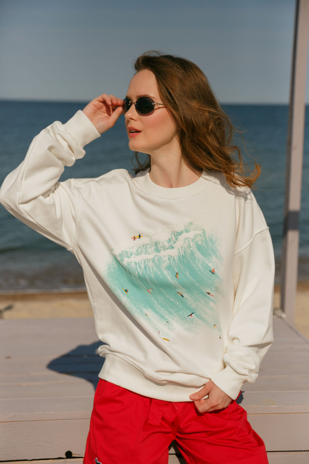 Свитшот женский Wave