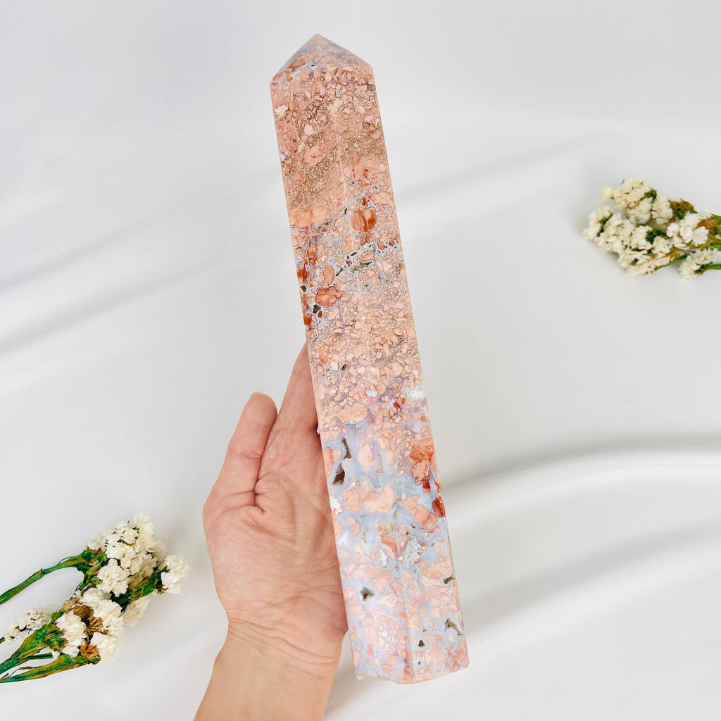 Кристалл из розового цветочного Агата