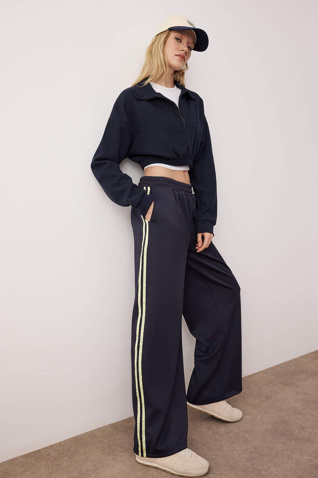 Lacivert Biyeli Wideleg/ Genis Paca Orme Esofman Alt? TWOAW26EA00017