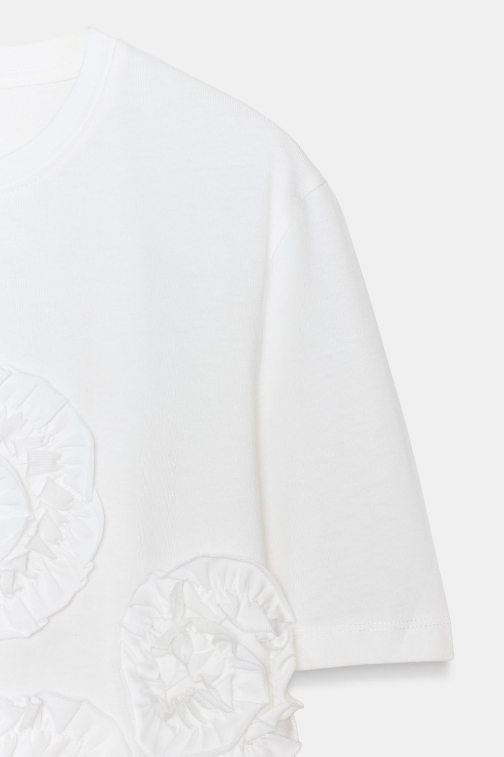 CAMISETA FLOR VOLUMEN / Blanco - Zara фото 8