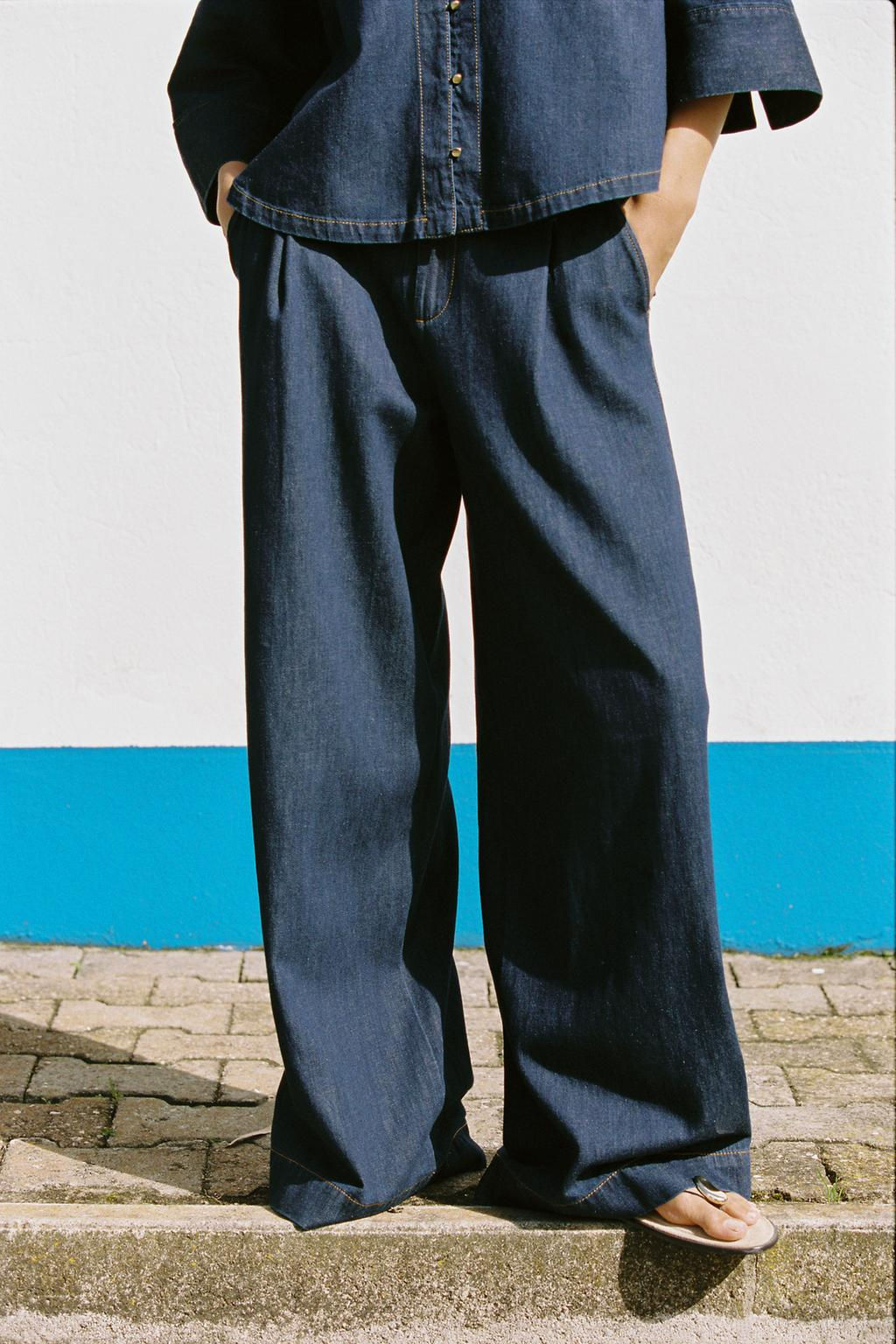 HIGH-WAIST WIDE-LEG TROUSERS WITH DARTS - Zara фото 9