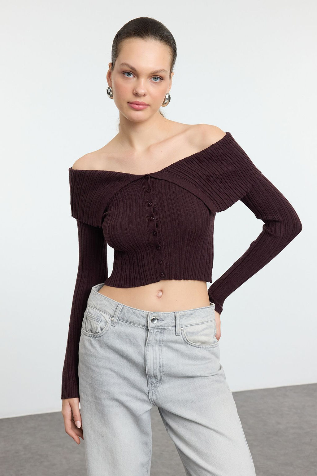 Koyu Kahverengi Crop Premium Iplik/Ozel Iplik Fitted/Vucudu Saran Triko H?rka TWOAW25HI00095
