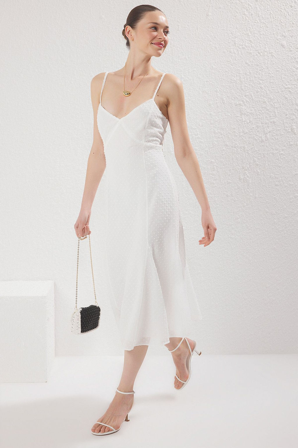 TRENDYOLMILLA Ekru Duz A Kesim Midi Dokuma Elbise TWOSS25EL00558  фото 3