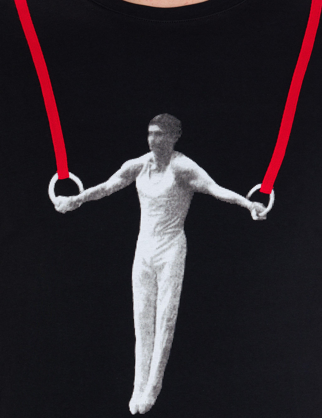 Черная футболка узкого кроя с круглым вырезом