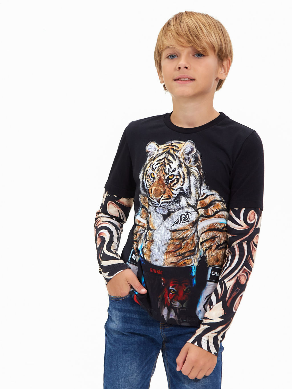 Футболка с длинным рукавом "Тату",чёрный