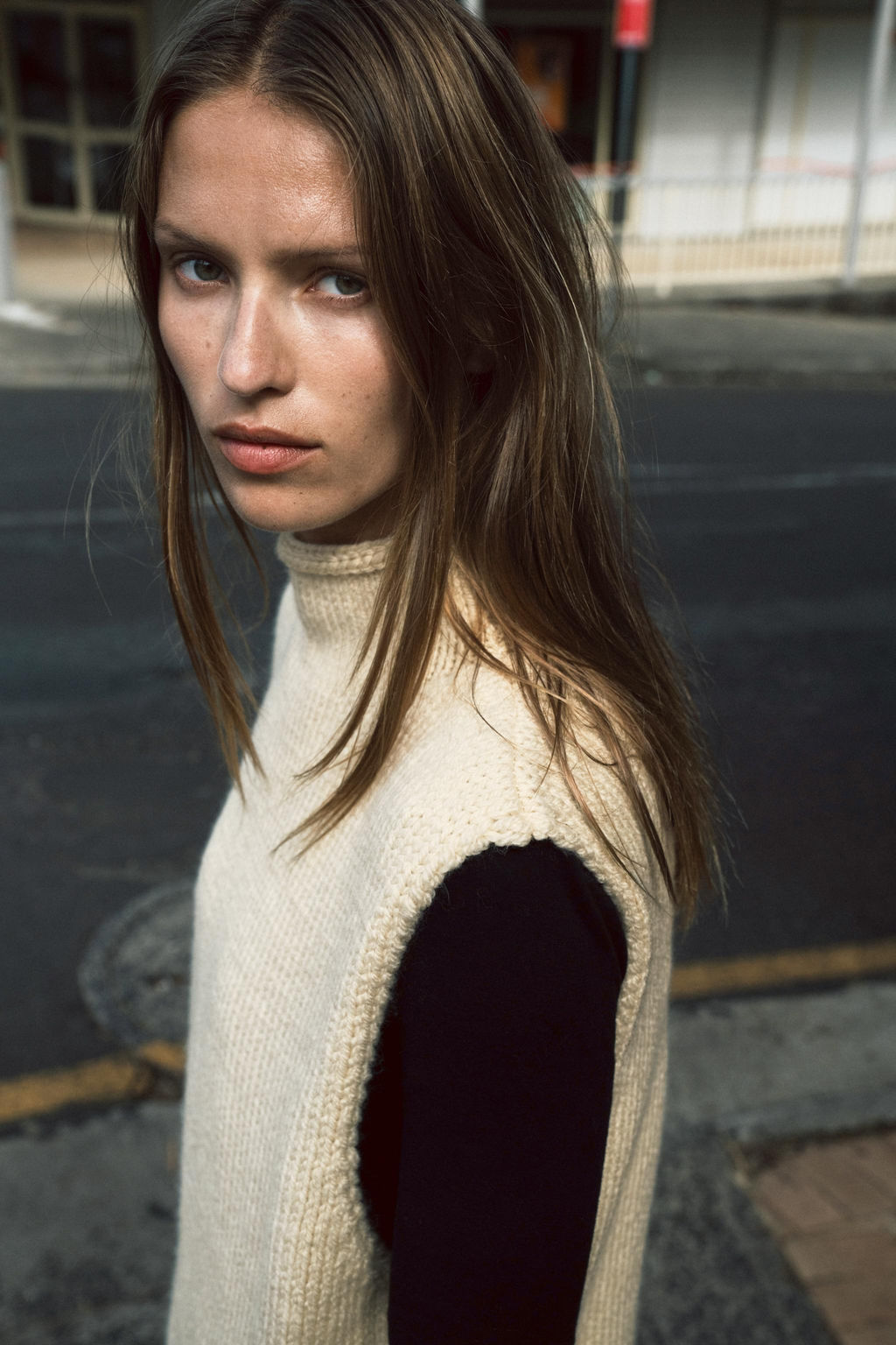 ASYMMETRIC KNIT VEST - Zara фото 12