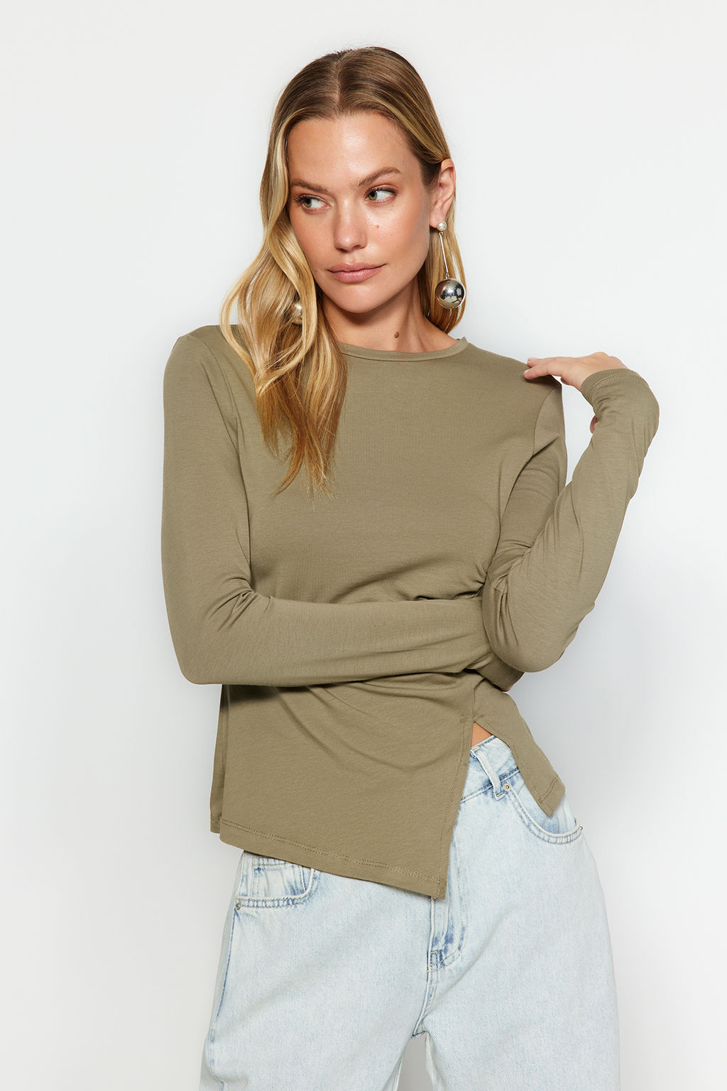 Trendyolmilla Siyah Tek Y?rtmac Detayl? Pamuklu Buzgulu Bisiklet Yaka Orme Bluz TWOAW24BZ00388  фото 3