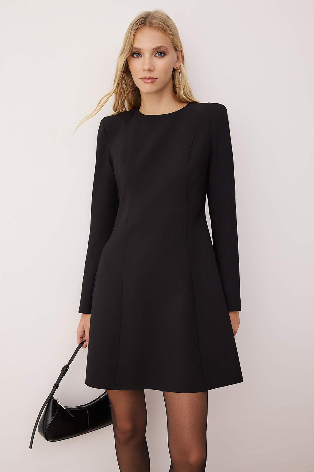 Siyah Etegi Volanl? Duz K?sa / Mini Dokuma Elbise TWOAW26EL00184