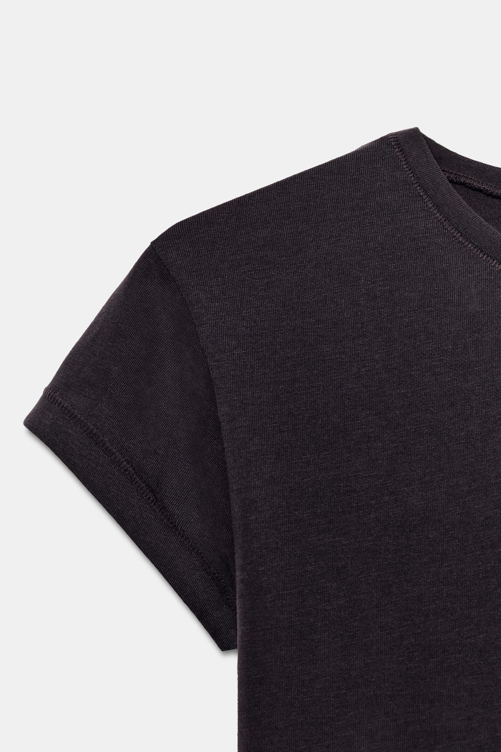 SLIM FIT SHORT SLEEVE T-SHIRT - Zara фото 32